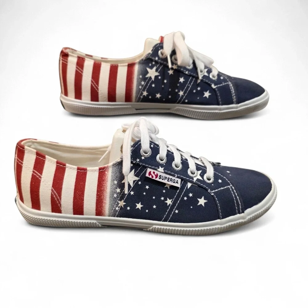 Superga S00BSH0 Womens American Flag Canvas Sneakers Stars Stripes Navy Red sz 8
